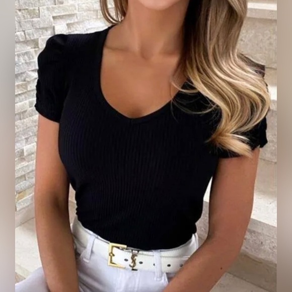 Scoop Neck Short Puff Sleeve Black Top - Picture 2 of 13